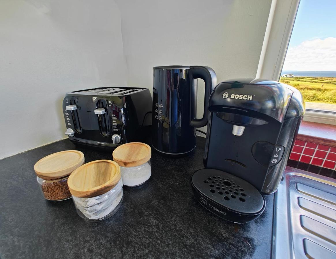 Teach Roisin-Traditional Irish Holiday Cottage In Malin Head. 외부 사진