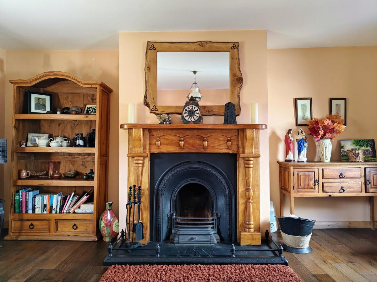 Teach Roisin-Traditional Irish Holiday Cottage In Malin Head. 외부 사진